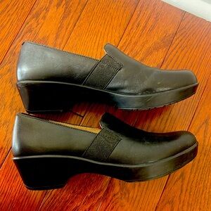 Dansko Jessica 9705020202 Black Leather Slip on Loafers Wedge Shoes size 40